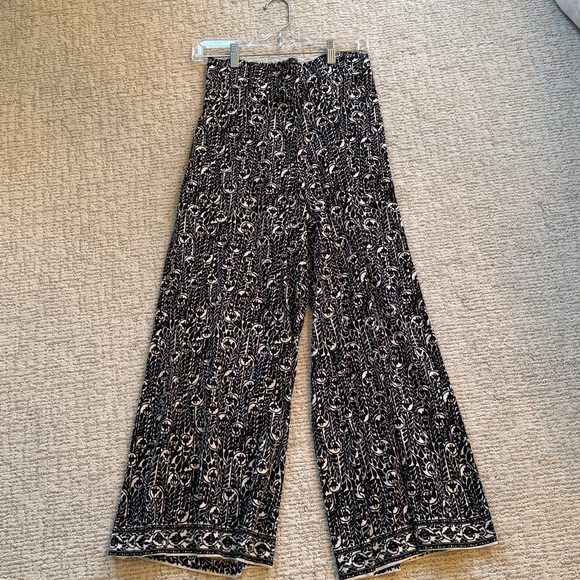 Max Studio Pants - Max Studio Black and White Wide Leg Pants